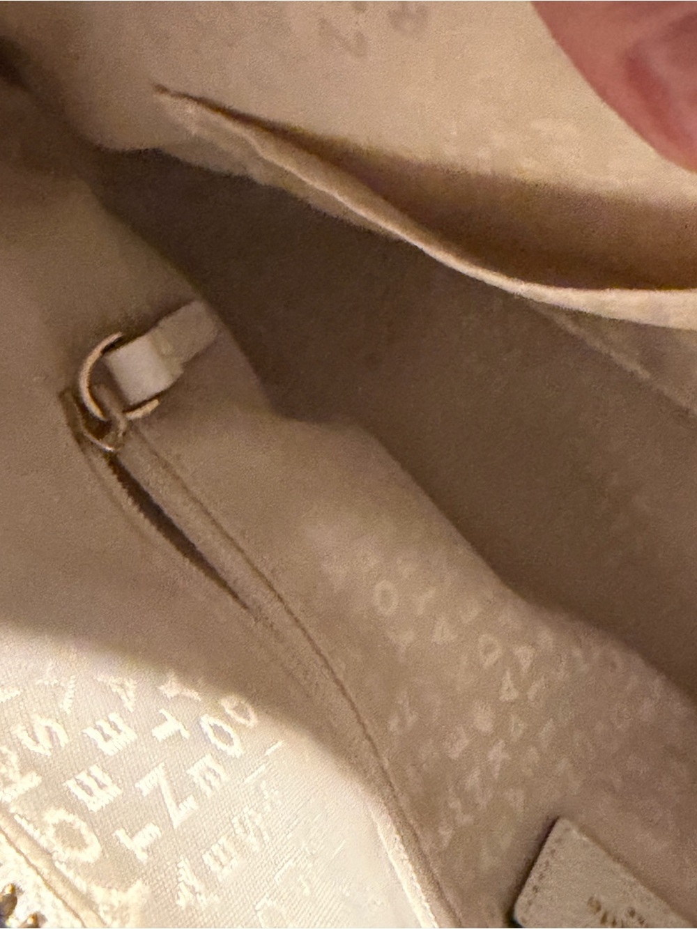 Kate Spade Wellesley Leaves
Canvas Rachelle Purse - Picture 9 of 16